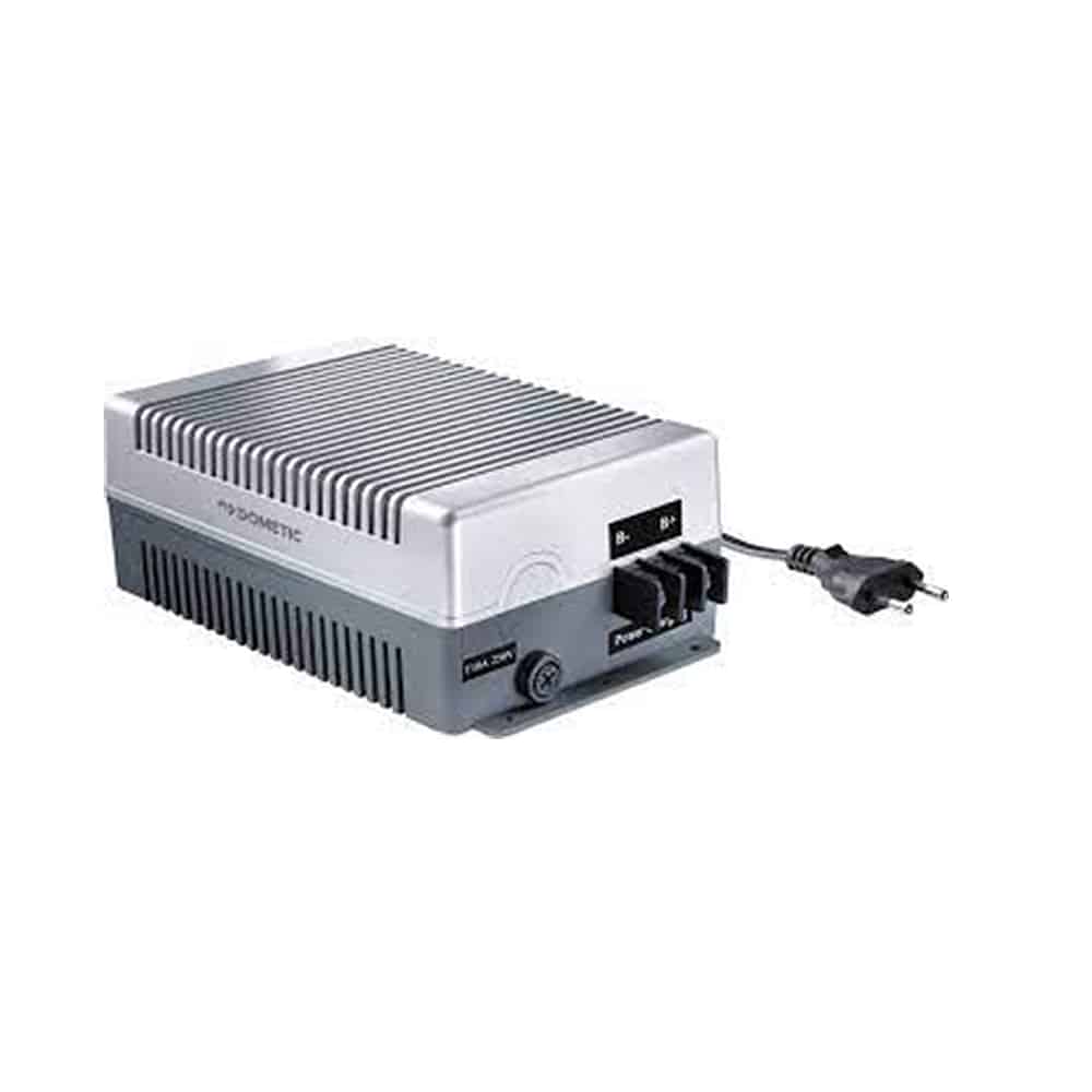 ממיר מתח Dometic 9600000037 למערכות 12/24V עד 12A