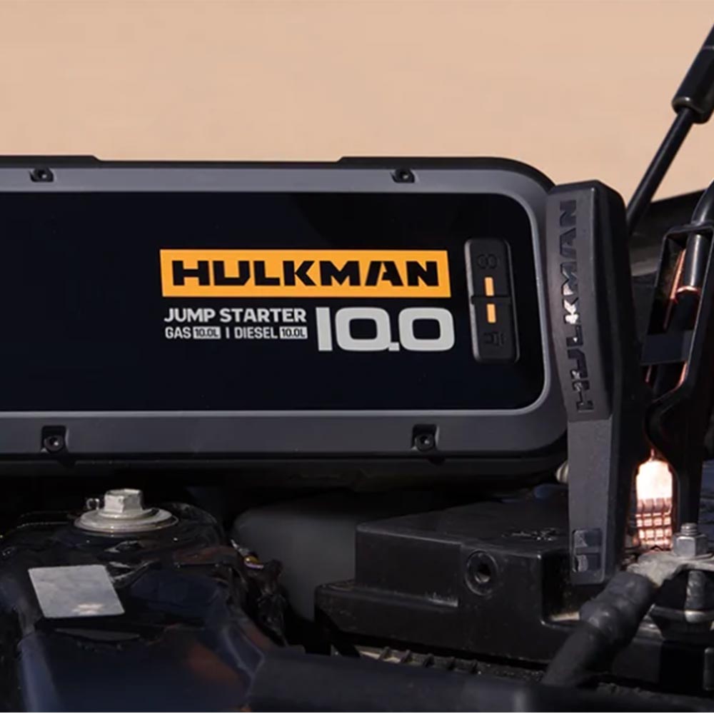 בוסטר התנעה לרכב HULKMAN דגם Alpha100 פיק התנעה 4000 אמפר עם מסך LED