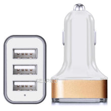 טען תמונה למציג הגלריה, מטען לרכב 12V/24V 2.4A כולל 3 כניסות USB חיבור למצת הרכב