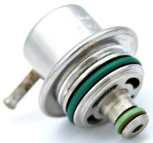 Load image into Gallery viewer, ווסת לחץ פיג'ו'ו 306 BOSCH מק"ט 0280160515