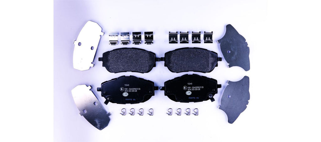 רפידות בלם קדמי HELLA לטויוטה AURIS 2012-2018 / טויוטה COROLLA 2013-2018 קורולה אאוריס גג פח מק"ט 8DB355020281