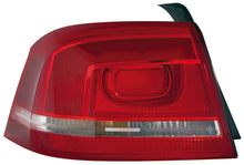 Load image into Gallery viewer, פנס אחורי שמאלי DEPO לפולקסווגן PASSAT 2010-2015